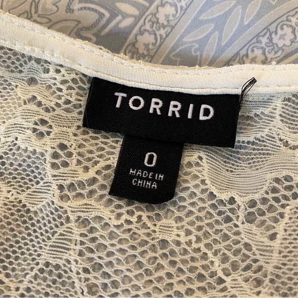 Torrid Flutter Sleeve Cinch Waist Midi Dress - Picture 8 of 9